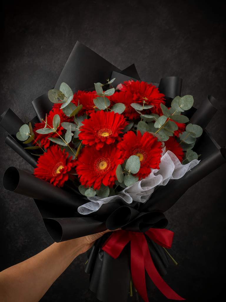 Scarlet Noir